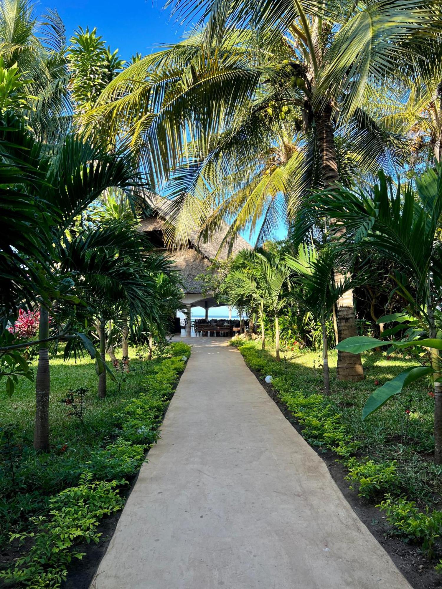 Zanzibar Bahari Villas มาเทมวu ภายนอก รูปภาพ