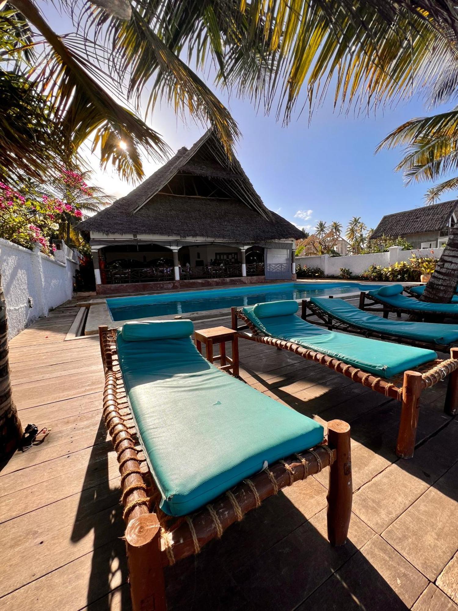 Zanzibar Bahari Villas มาเทมวu ภายนอก รูปภาพ